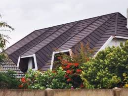 How do I choose good quality of thatch roof tiles?