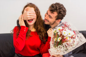 Anniversary-Gifts-for-Your-Lovely-Wife.jpg