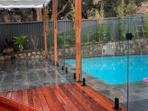 Innovative Glass Fence for Pool: Elevating Safety and Style in Your Outdoor Space