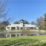 65c793eb6be3f1f4baed3f93_Michael-Bell-Architects-Hunter-Valley-Horse-Stud-photo-Brett-Boardman-53-1.jpg