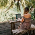 Make-Money-While-Traveling-the-World.jpg