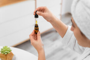 Best Vitamin C Serum for Oily, Dry & Sensitive Skin – A Complete Guide