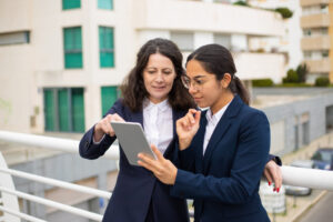 Questions to Ask Before Choosing Outsourced Accounting Services in India