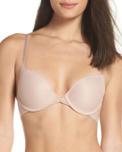 How Experienced Are Plastic Surgeons Specializing in Breast Augmentation in Riyadh?