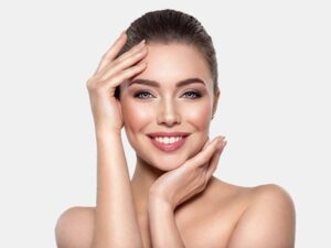 Are There Female Plastic Surgeons in Riyadh?