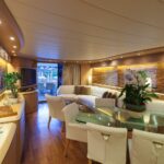 Yacht-Blinds-in-Dubai-Harbour.jpg