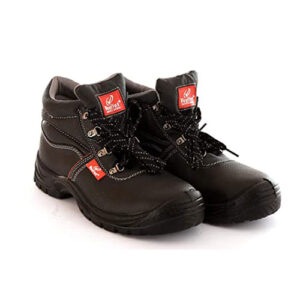 Why Do Construction Experts Recommend Vaultex Safety Shoes?