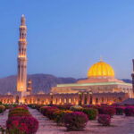 sultan-qaboos-grand-masjid-oman-uhjpbrkfg2ln2ohi.jpg