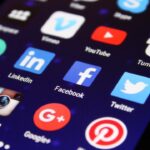 social-media-pexels-photo-267350.jpeg