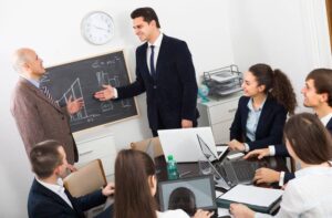 Say Goodbye to Miscommunication and hire a Professional Interpreters