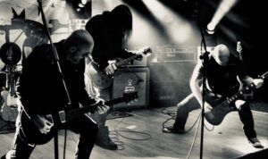 What Makes Grunge Music Lyrics Emotionally Powerful?