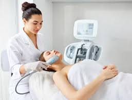 Can HIFU Reduce Fine Lines and Wrinkles Around the Eye Area?