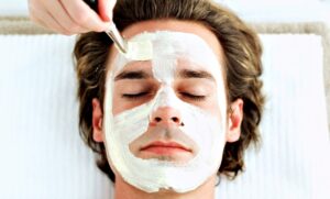 Techniques for Men’s Facial That Target Dullness While Improving Elasticity