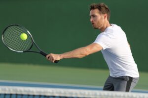 Regain Mobility with Tennis Elbow Treatment Dubai
