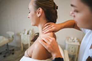How a Chiropractor in Anaheim Hills Can Help You Move and Feel Better