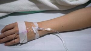 How IV Drip Dubai Works to Rehydrate the Body Fast