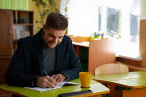 How to Write a Clear and Powerful Dissertation Conclusion: A Complete 2025 Guide